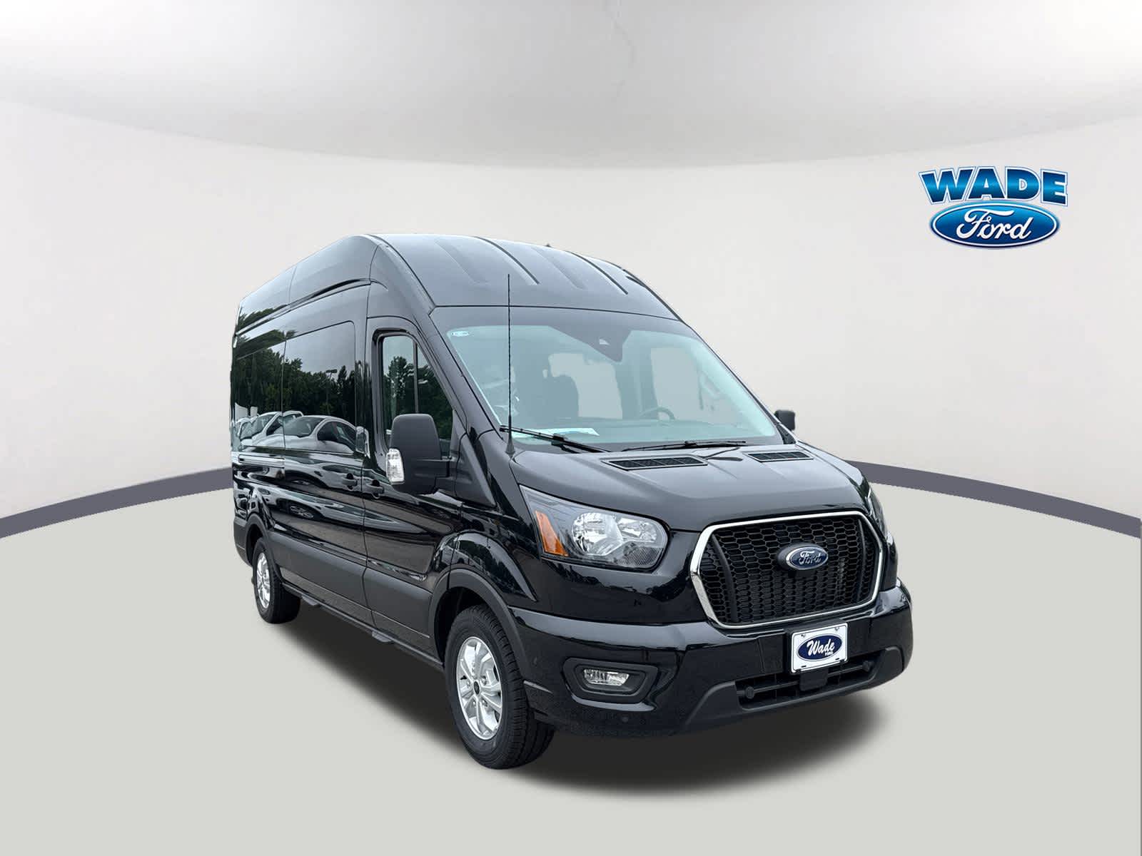 2024 Ford Transit Passenger XLT