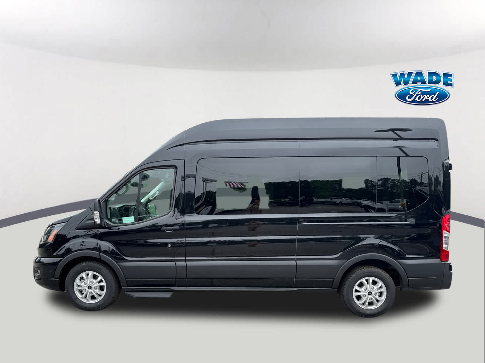 2024 Ford Transit Passenger XLT