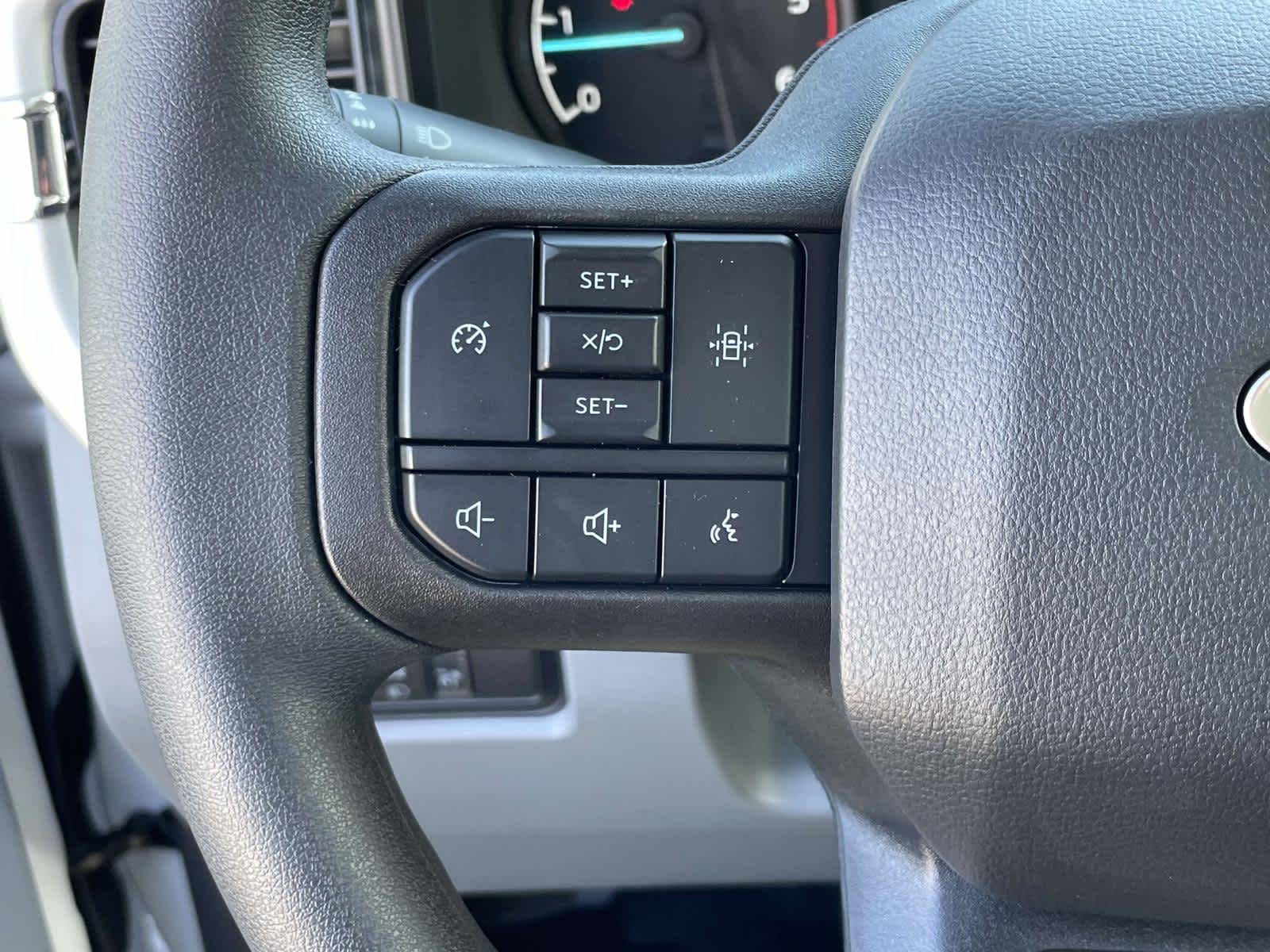 2024 Ford Super Duty F-550 DRW XL