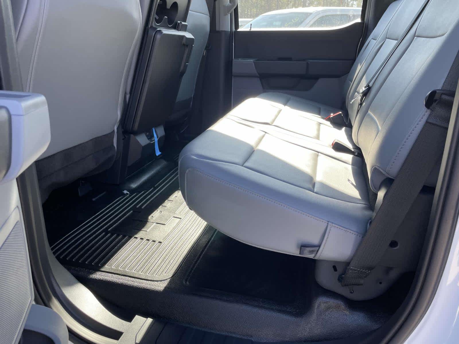 2024 Ford Super Duty F-550 DRW XL