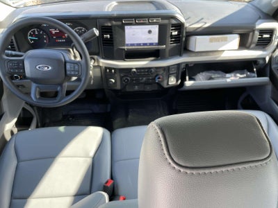 2024 Ford Super Duty F-550 DRW XL