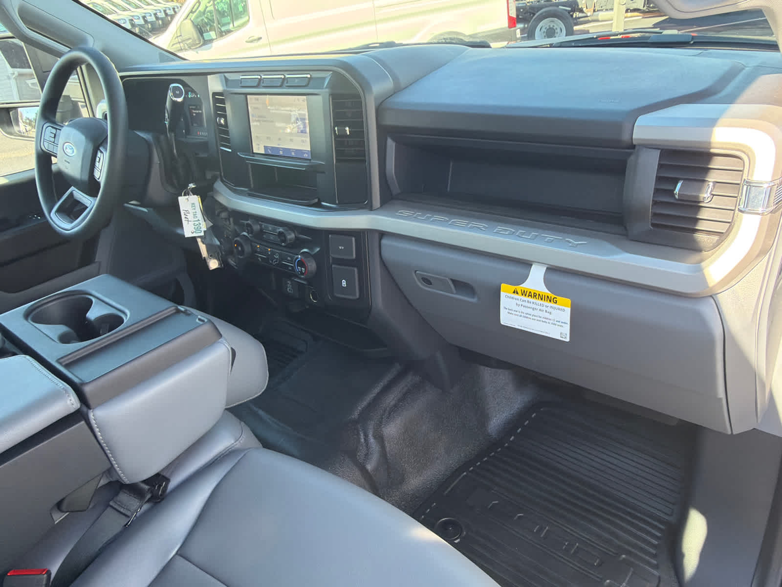 2024 Ford Super Duty F-550 DRW XL