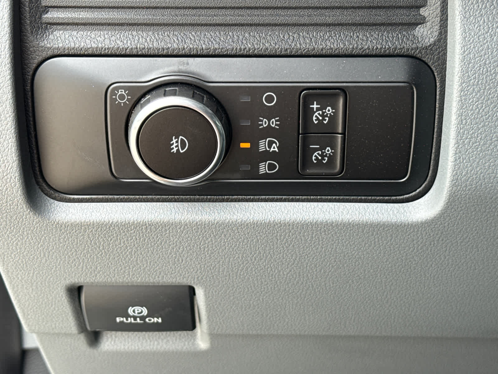 2023 Ford Super Duty F-550 DRW XL