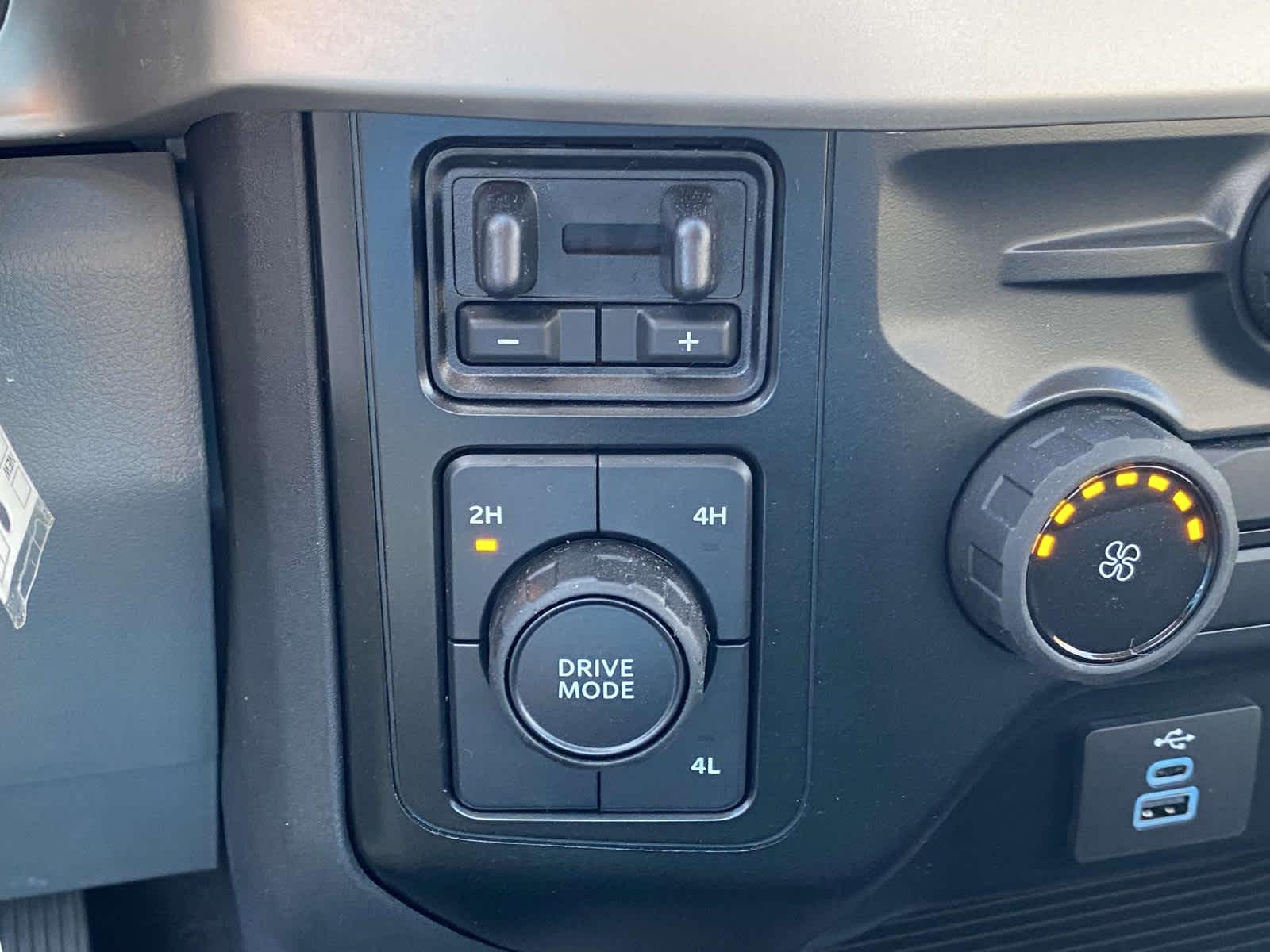 2023 Ford Super Duty F-550 DRW XL