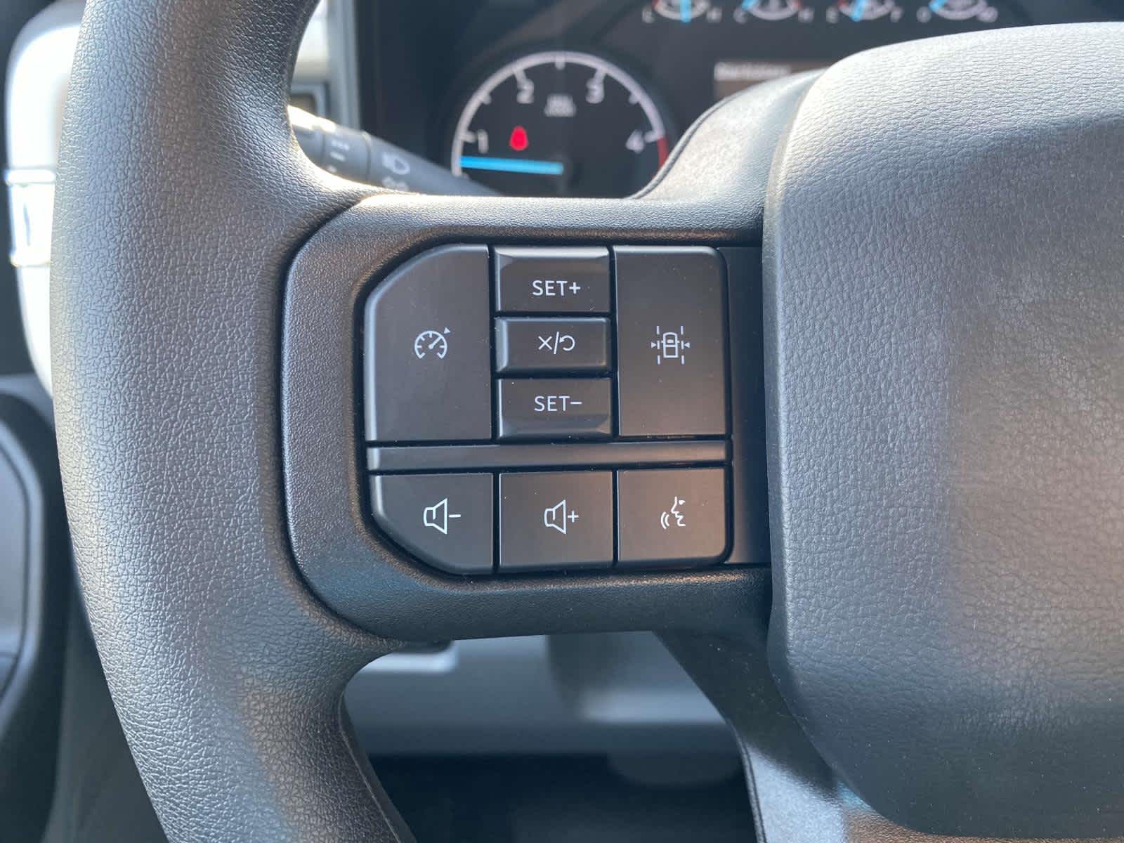 2023 Ford Super Duty F-550 DRW XL