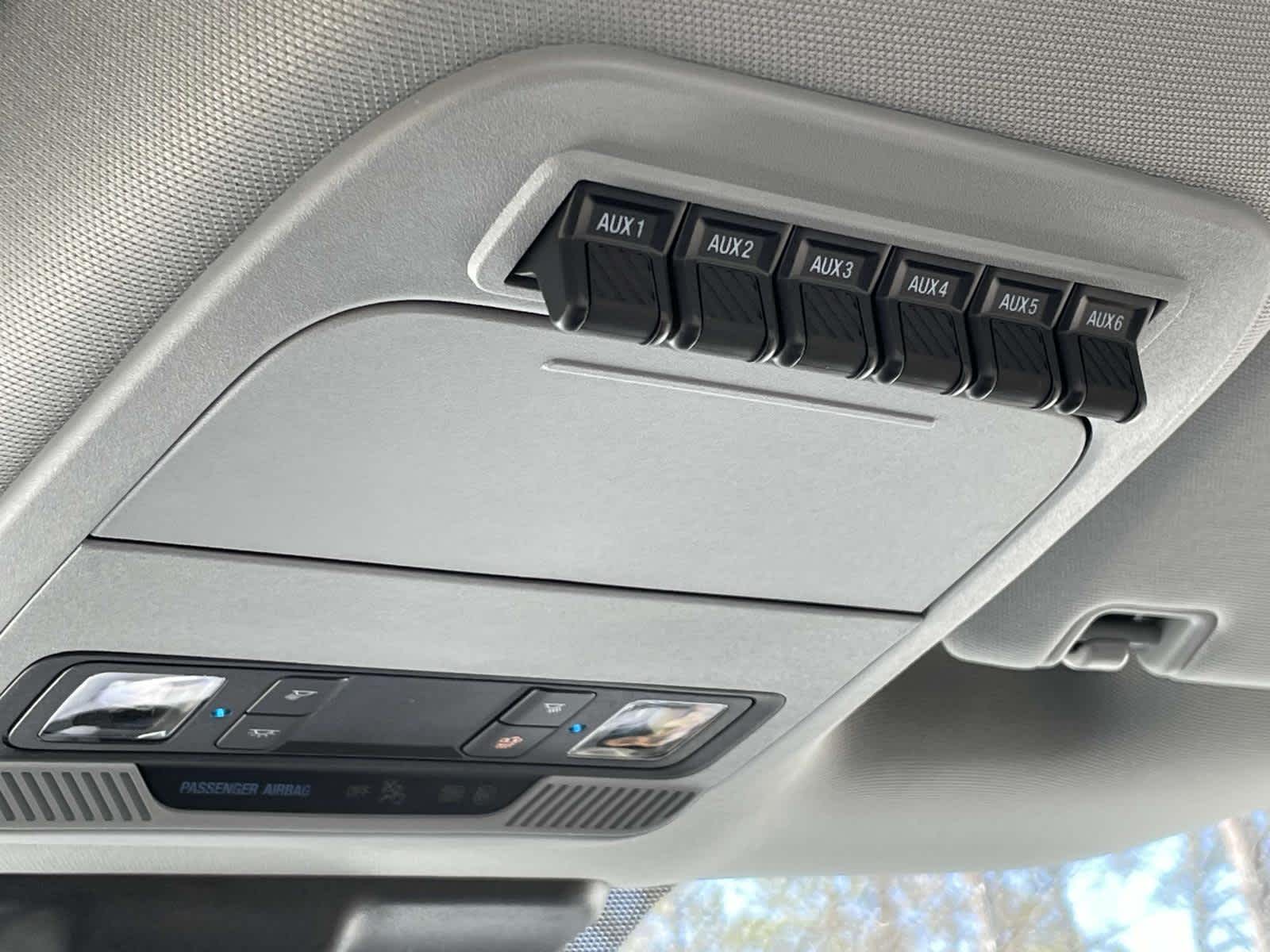 2024 Ford Super Duty F-550 DRW XL