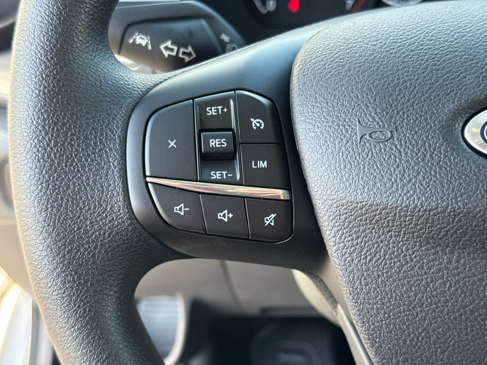 2025 Ford Transit T-350 148" Med Rf 9950 GVWR RWD