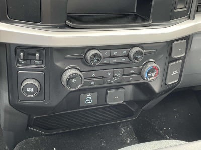 2024 Ford Super Duty F-600 DRW XLT