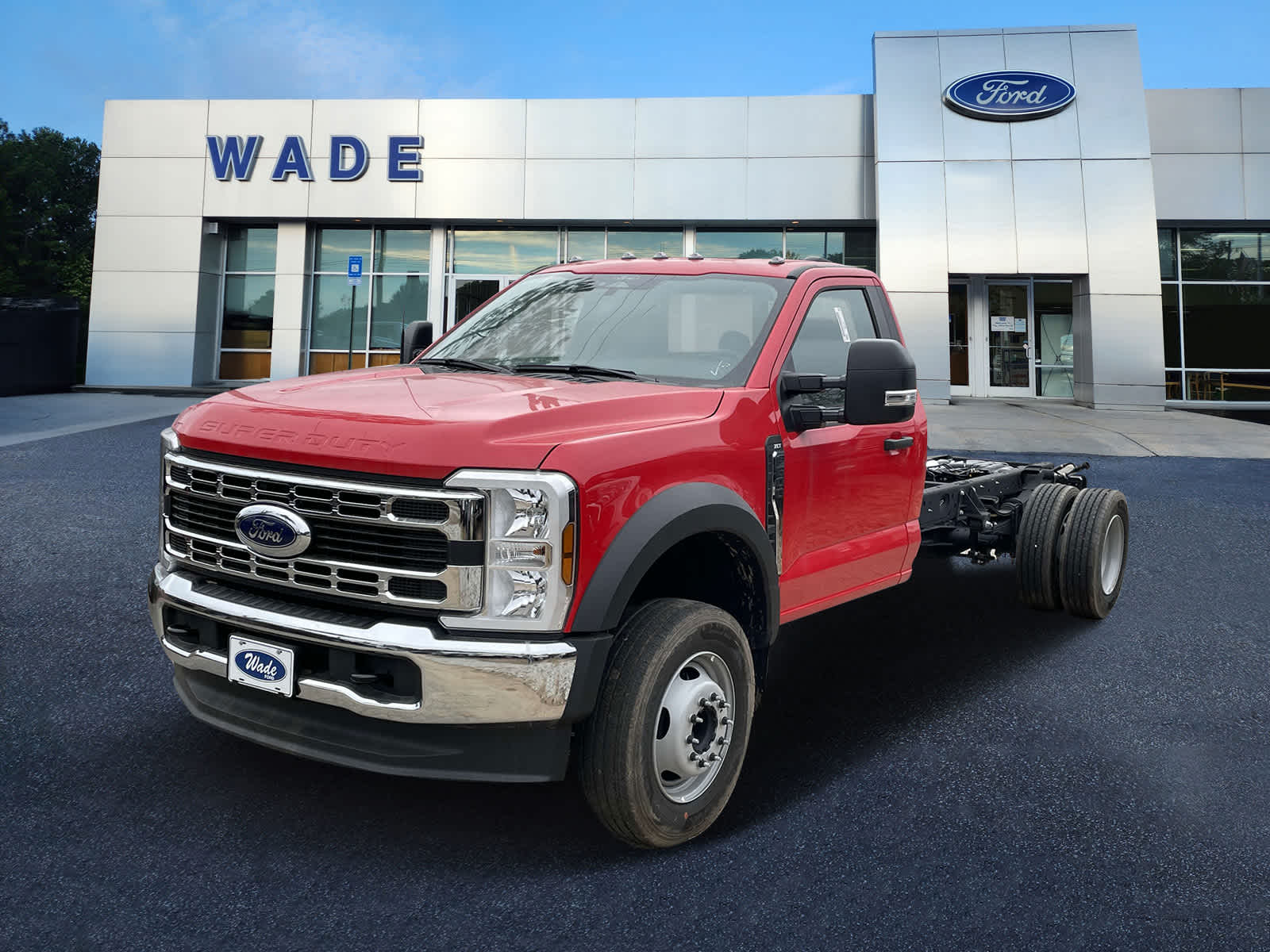 2024 Ford Super Duty F-600 DRW XLT