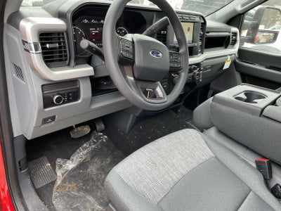 2024 Ford Super Duty F-600 DRW XLT