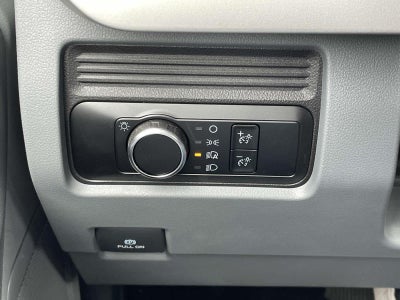 2024 Ford Super Duty F-600 DRW XLT