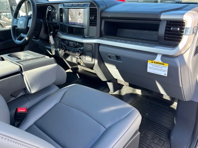 2024 Ford Super Duty F-600 DRW XL