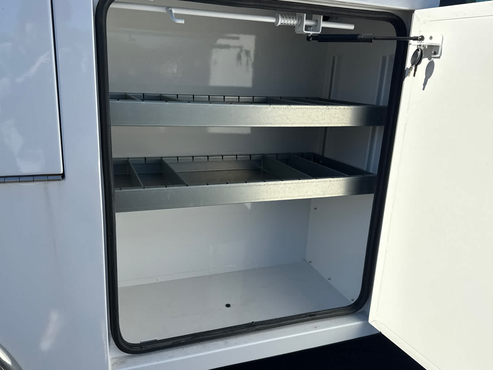 2024 Ford Super Duty F-600 DRW XL