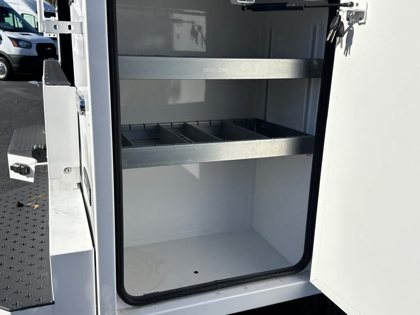 2024 Ford Super Duty F-600 DRW XL