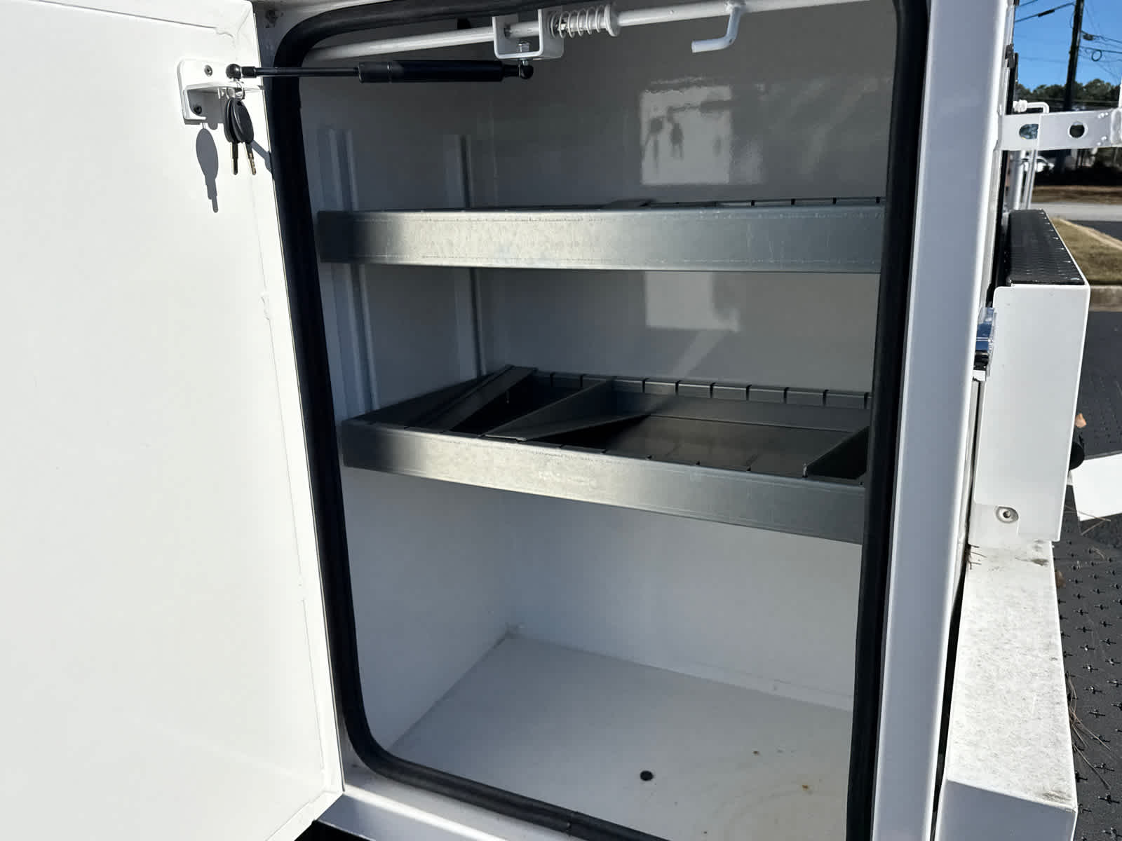 2024 Ford Super Duty F-600 DRW XL