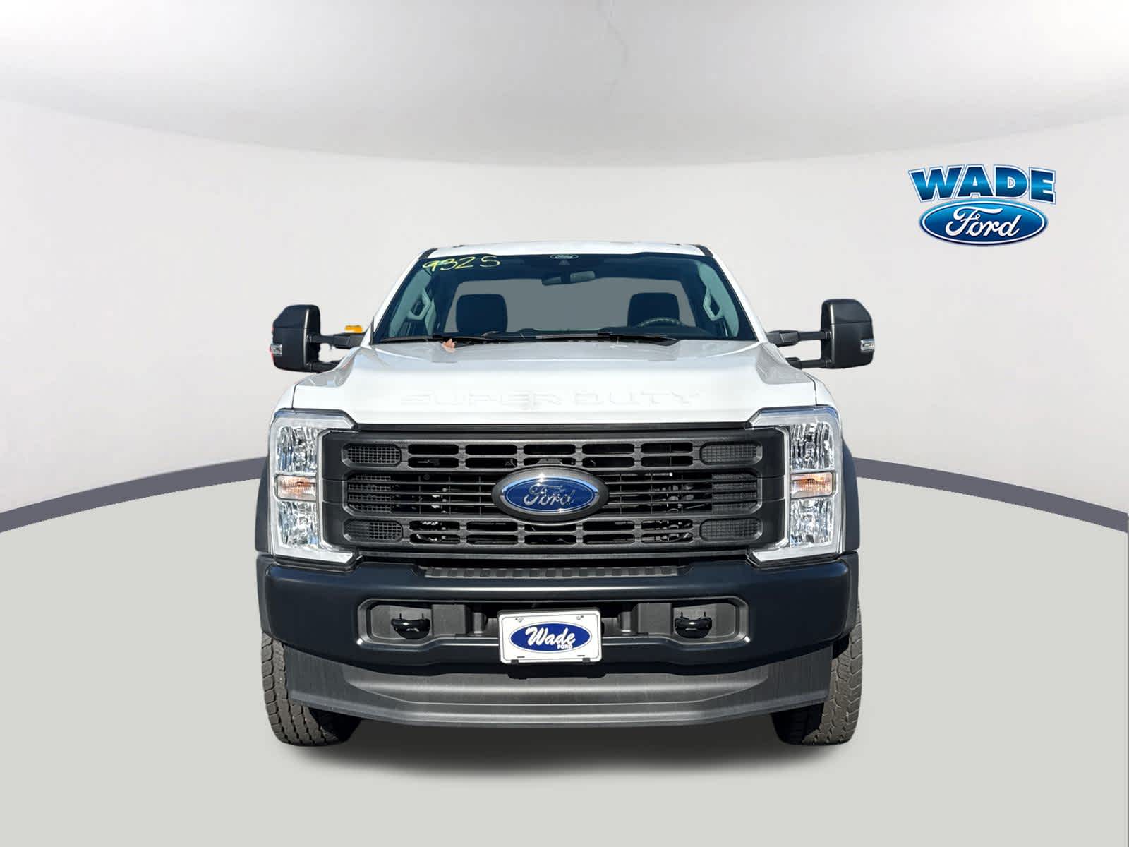2024 Ford Super Duty F-600 DRW XL