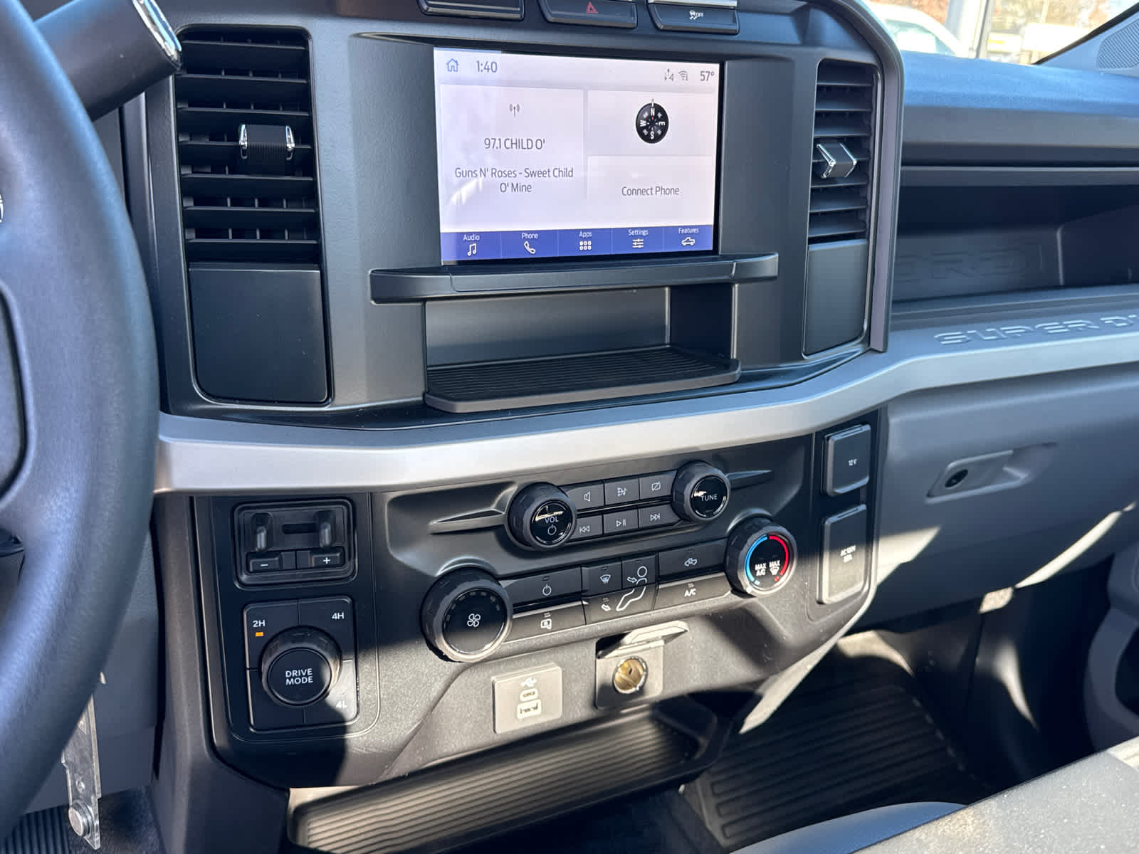 2024 Ford Super Duty F-600 DRW XL