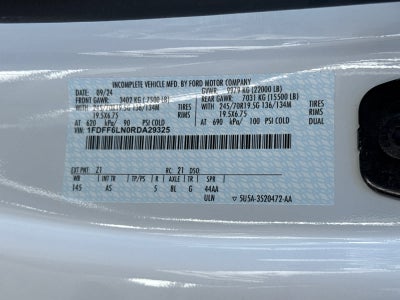 2024 Ford Super Duty F-600 DRW XL