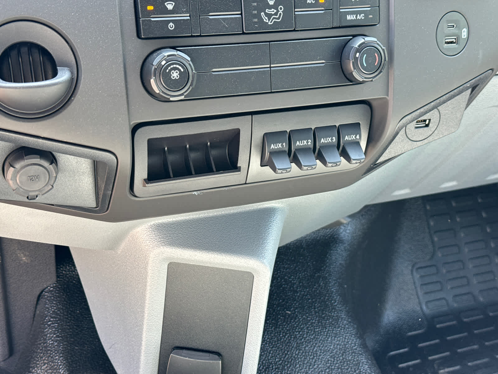 2024 Ford F-750 Straight Frame Gas F-750 SD Gas Straight Frame