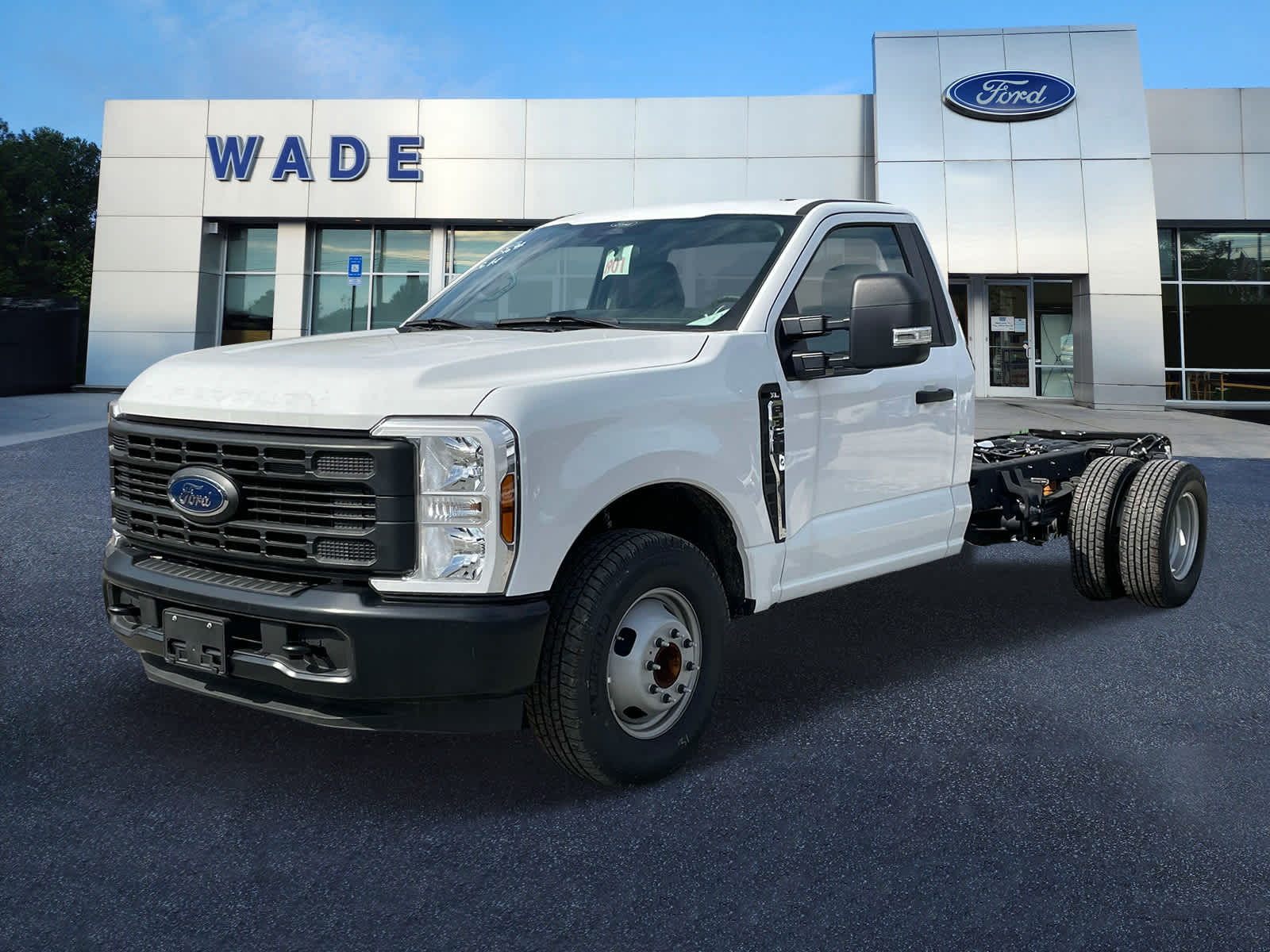 2024 Ford Super Duty F-350 DRW XL