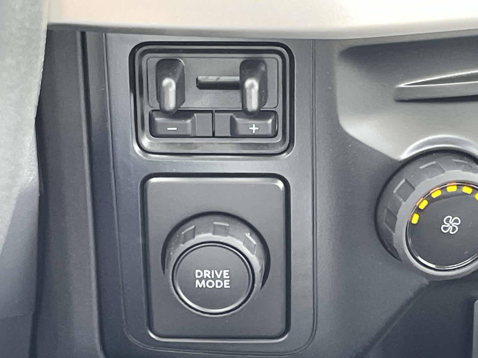 2024 Ford Super Duty F-350 DRW XL