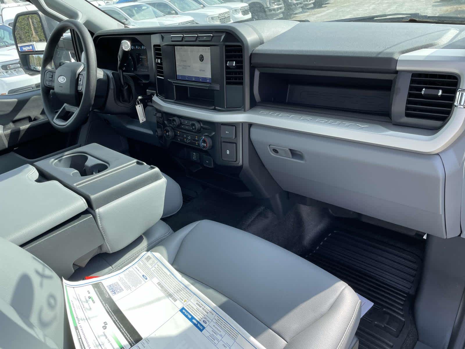 2024 Ford Super Duty F-350 DRW XL