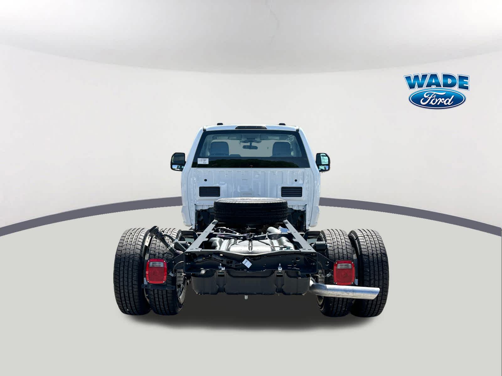 2024 Ford Super Duty F-350 DRW XL