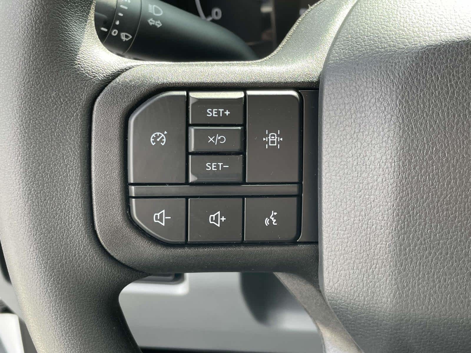 2024 Ford Super Duty F-350 DRW XLT