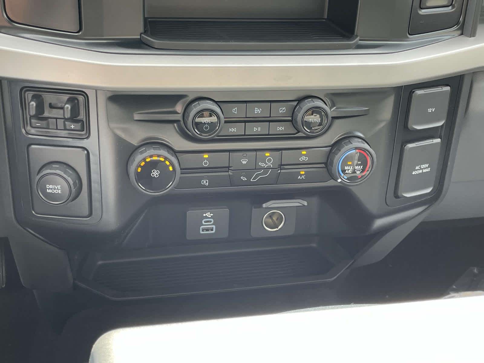 2024 Ford Super Duty F-350 DRW XLT