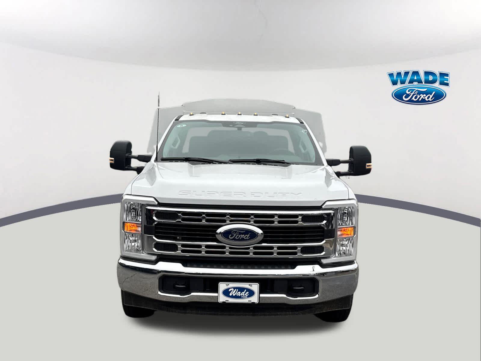 2024 Ford Super Duty F-350 DRW XLT