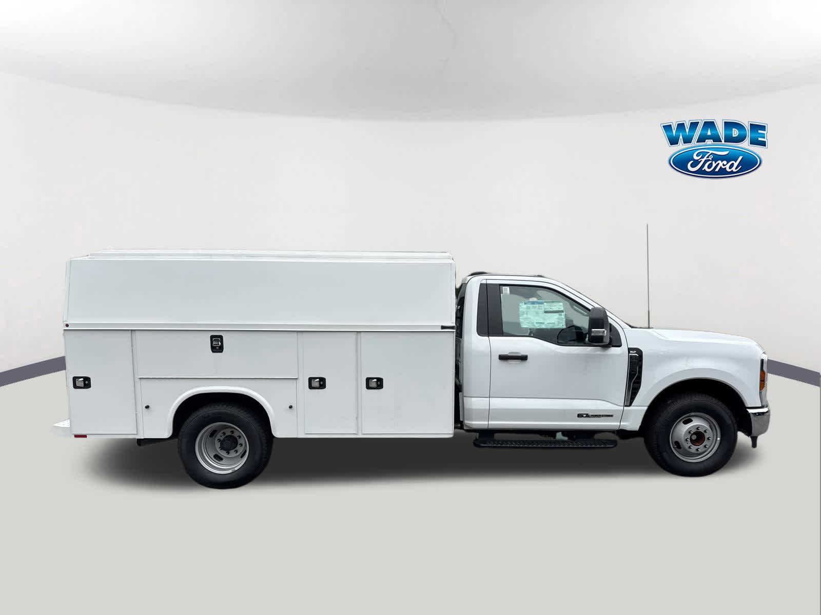 2024 Ford Super Duty F-350 DRW XLT