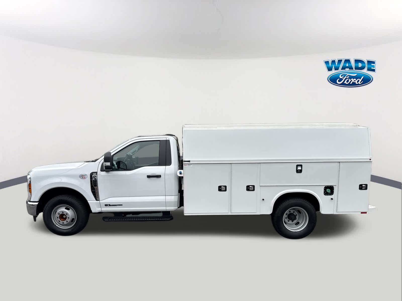 2024 Ford Super Duty F-350 DRW XLT