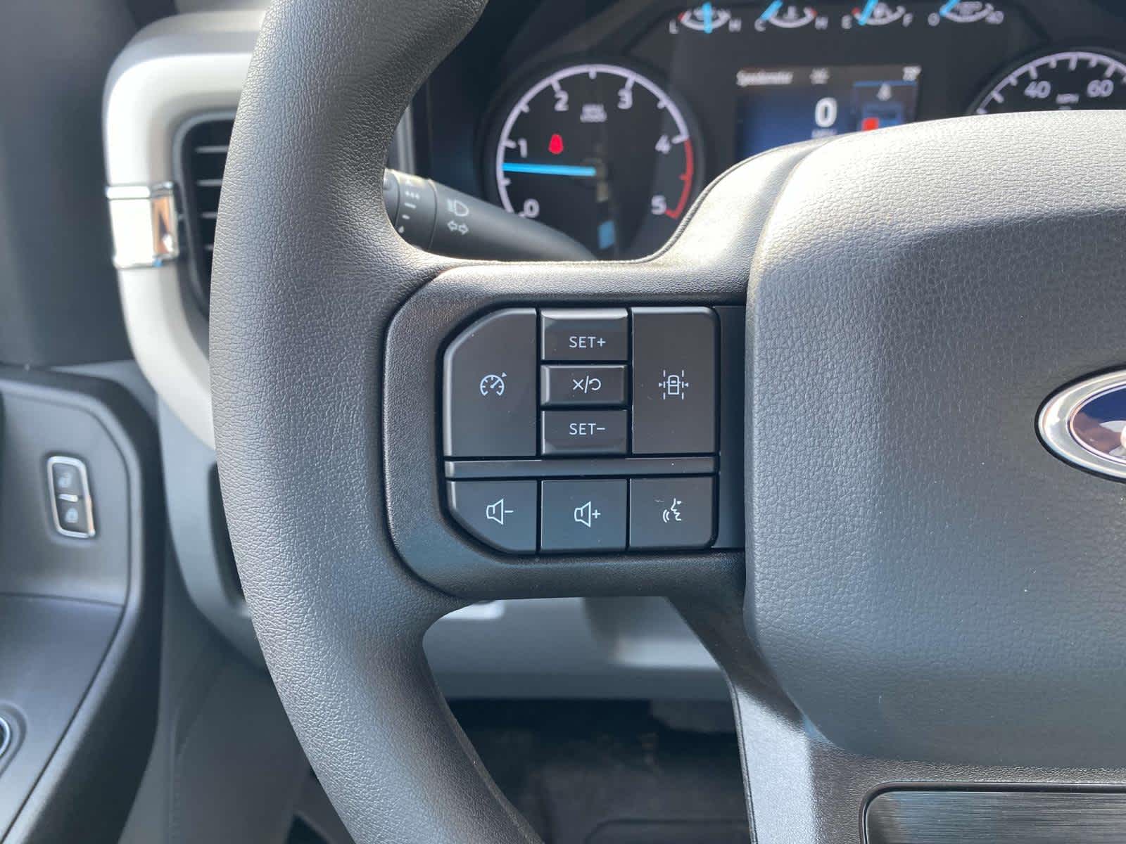 2023 Ford Super Duty F-350 DRW XL