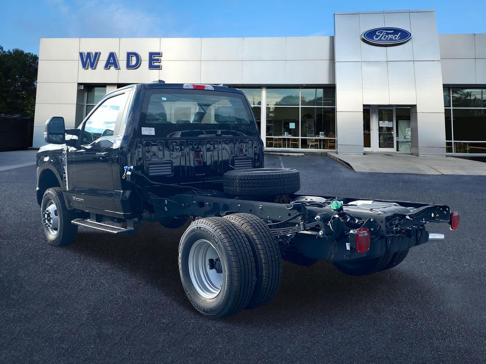 2023 Ford Super Duty F-350 DRW XL