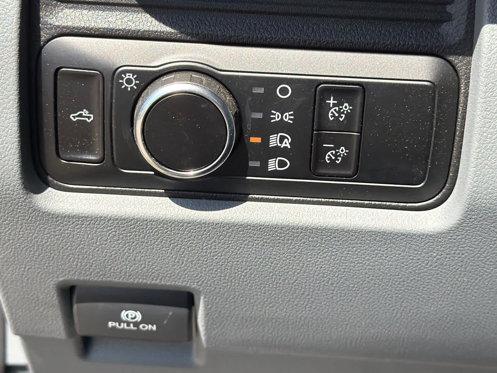 2023 Ford Super Duty F-350 DRW XL
