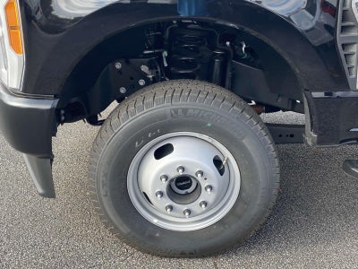 2023 Ford Super Duty F-350 DRW XL