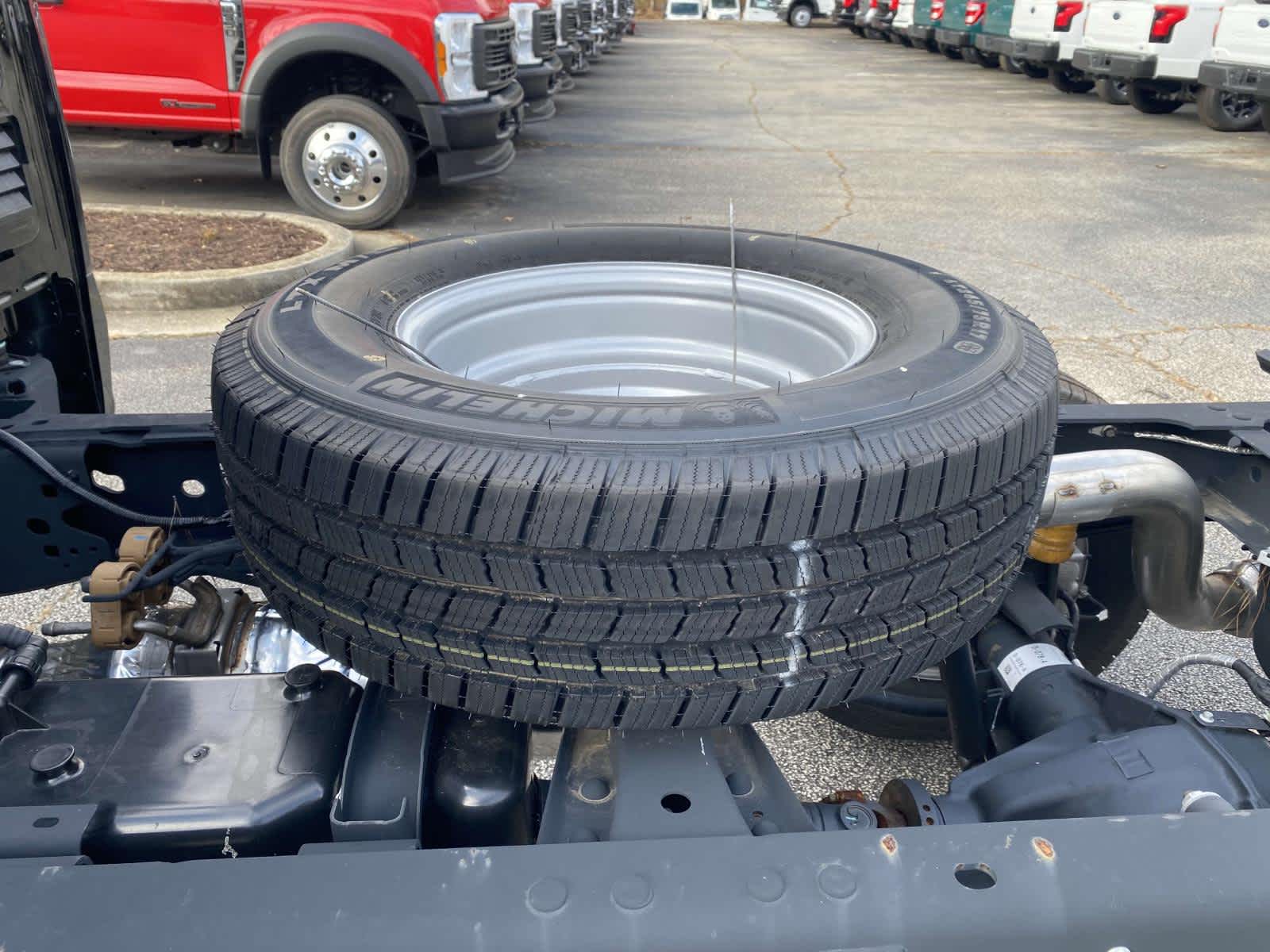 2023 Ford Super Duty F-350 DRW XL