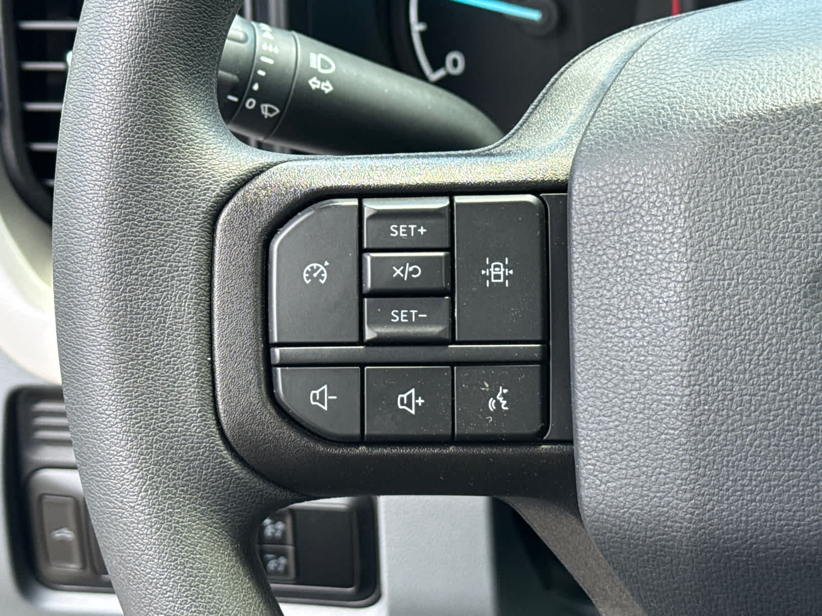 2023 Ford Super Duty F-350 DRW XL