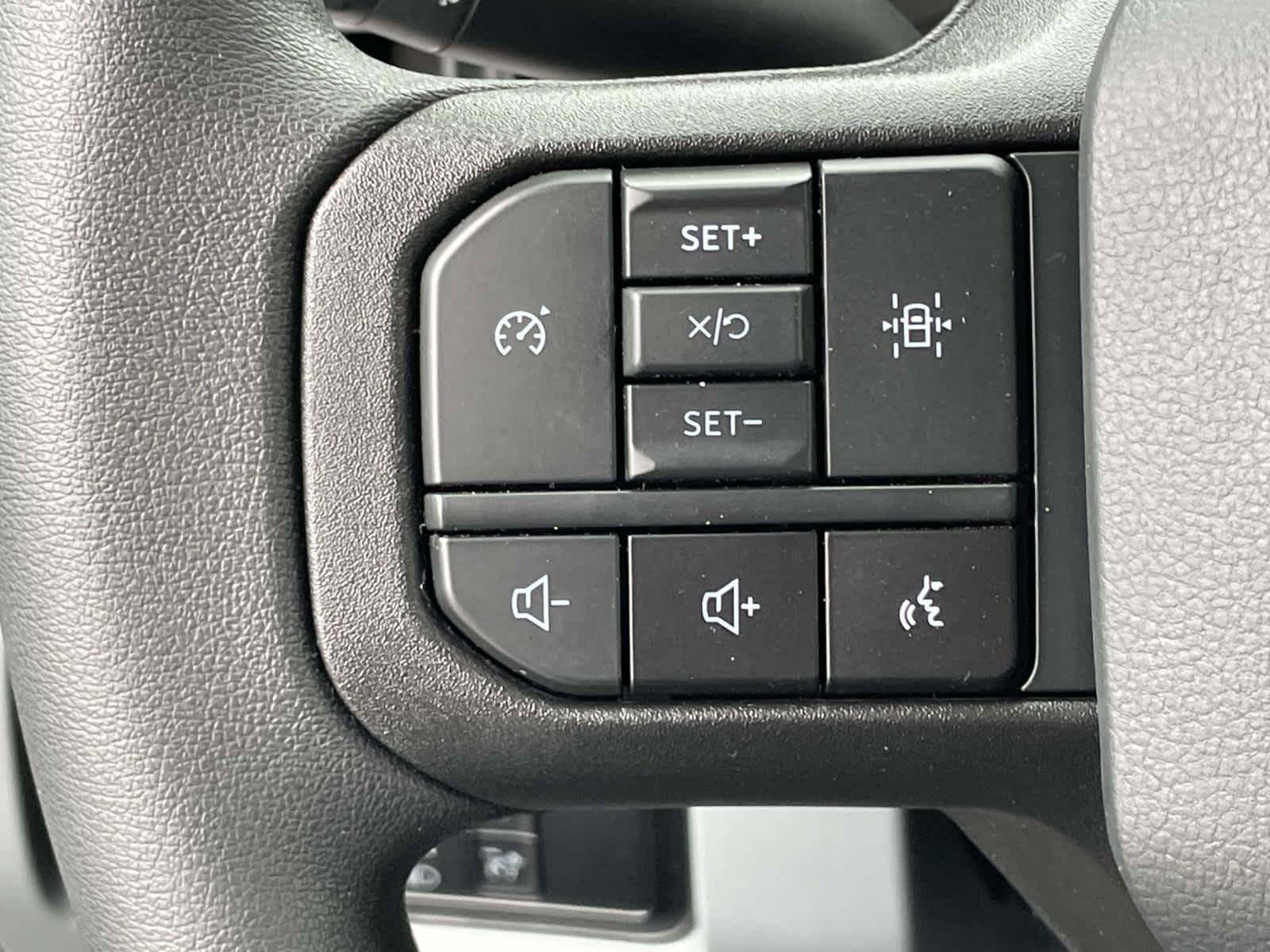 2024 Ford Super Duty F-450 DRW XLT