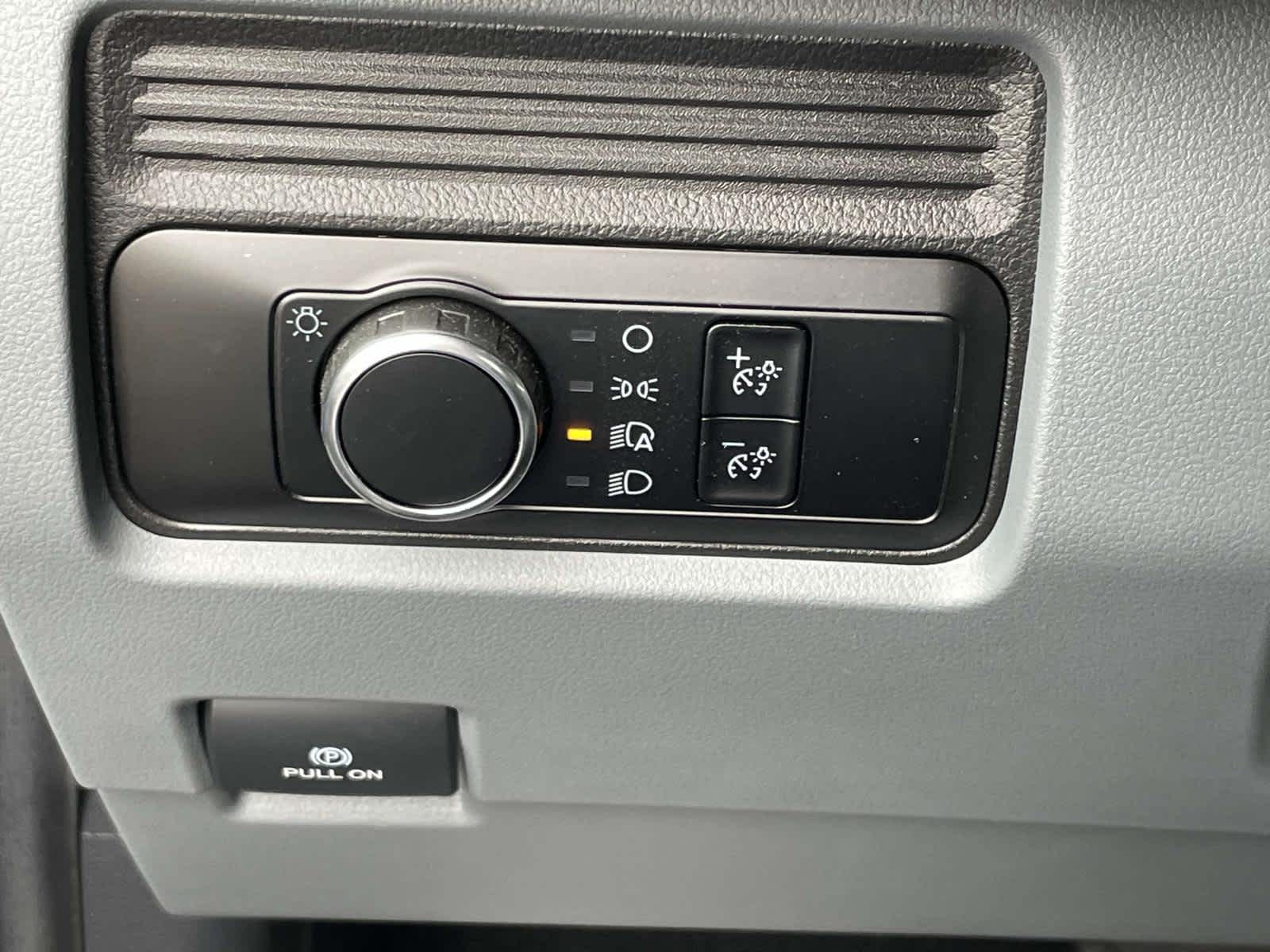 2024 Ford Super Duty F-450 DRW XLT