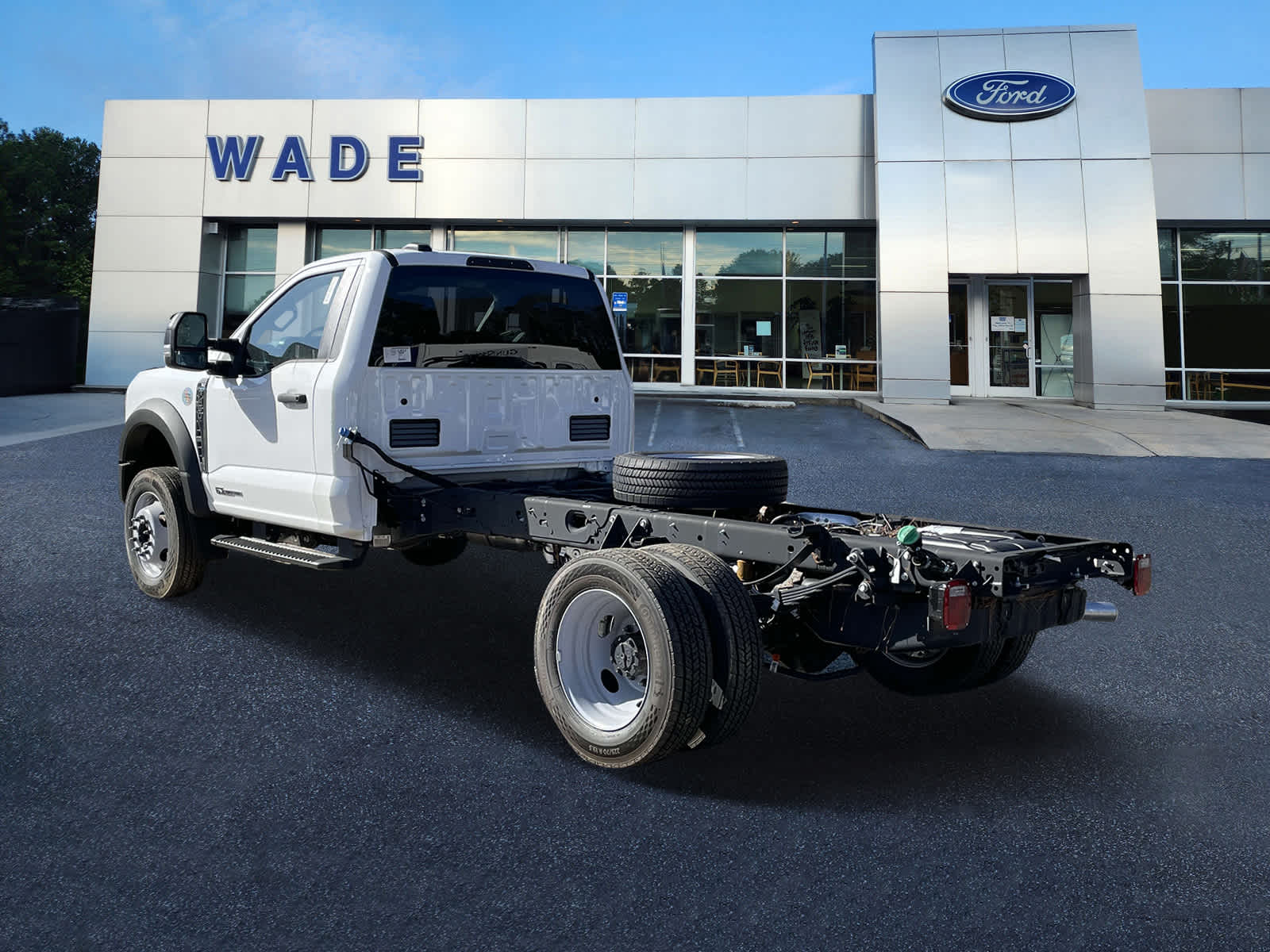 2024 Ford Super Duty F-450 DRW XLT