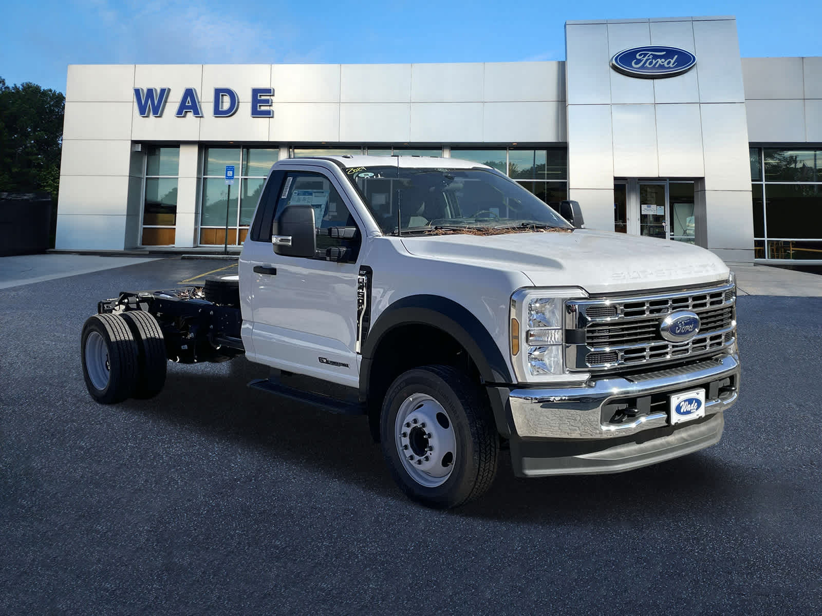 2024 Ford Super Duty F-450 DRW XLT