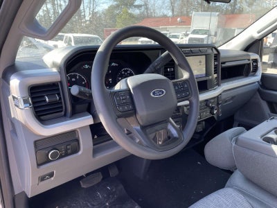 2024 Ford Super Duty F-450 DRW XLT