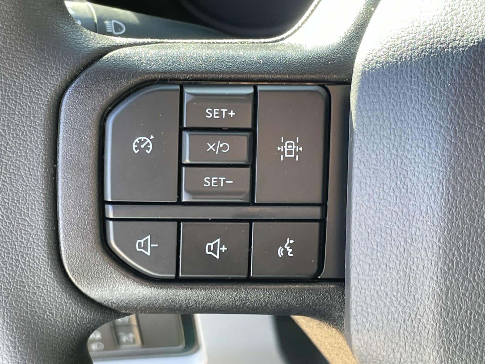 2024 Ford Super Duty F-450 DRW XLT