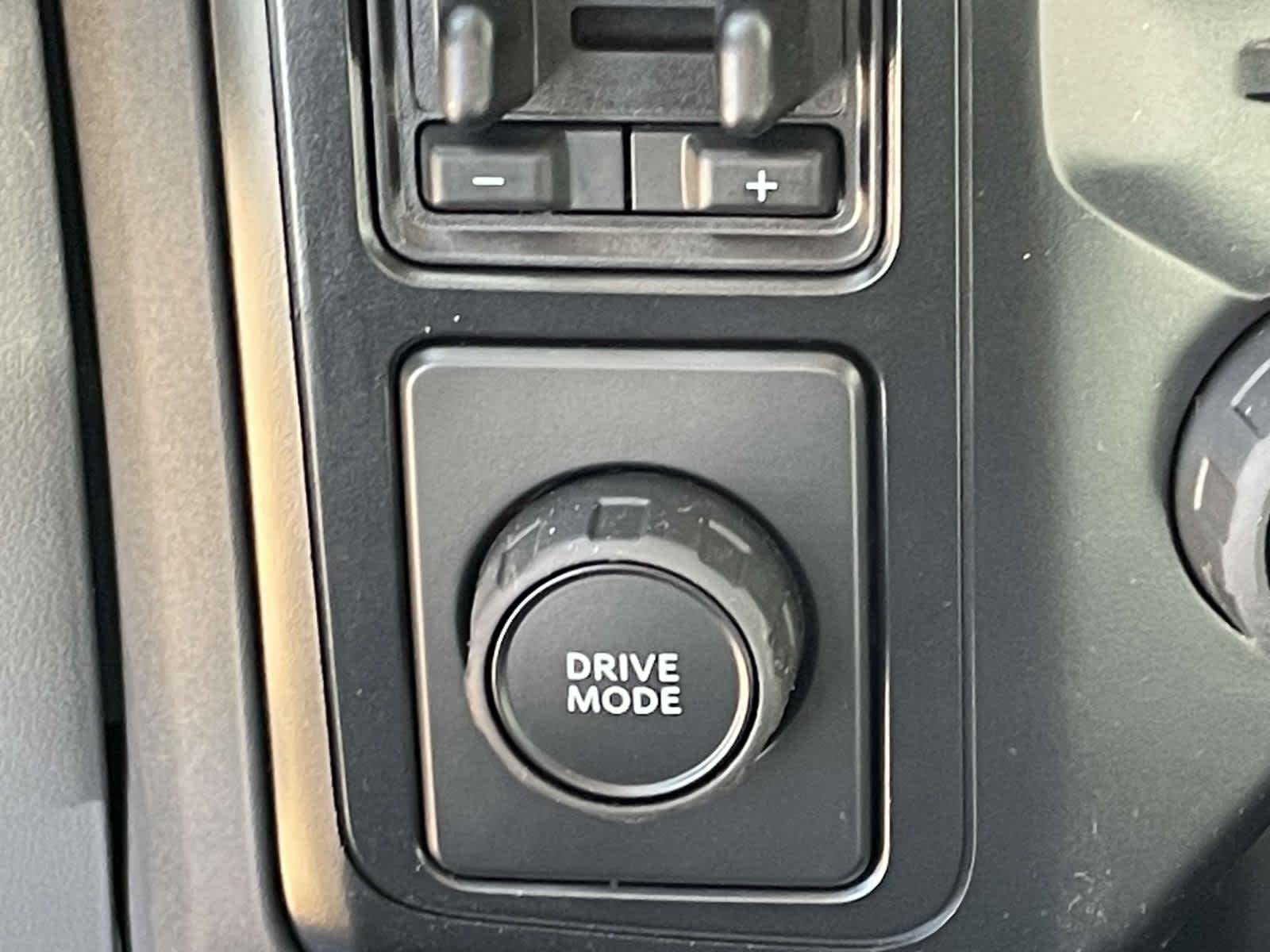 2024 Ford Super Duty F-450 DRW XLT