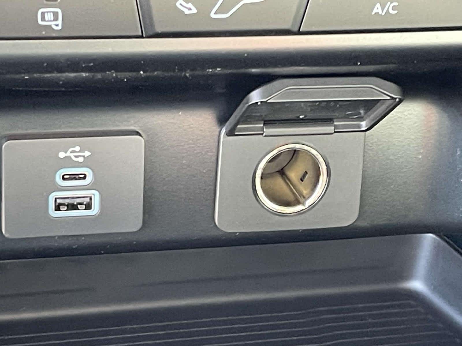 2024 Ford Super Duty F-450 DRW XLT