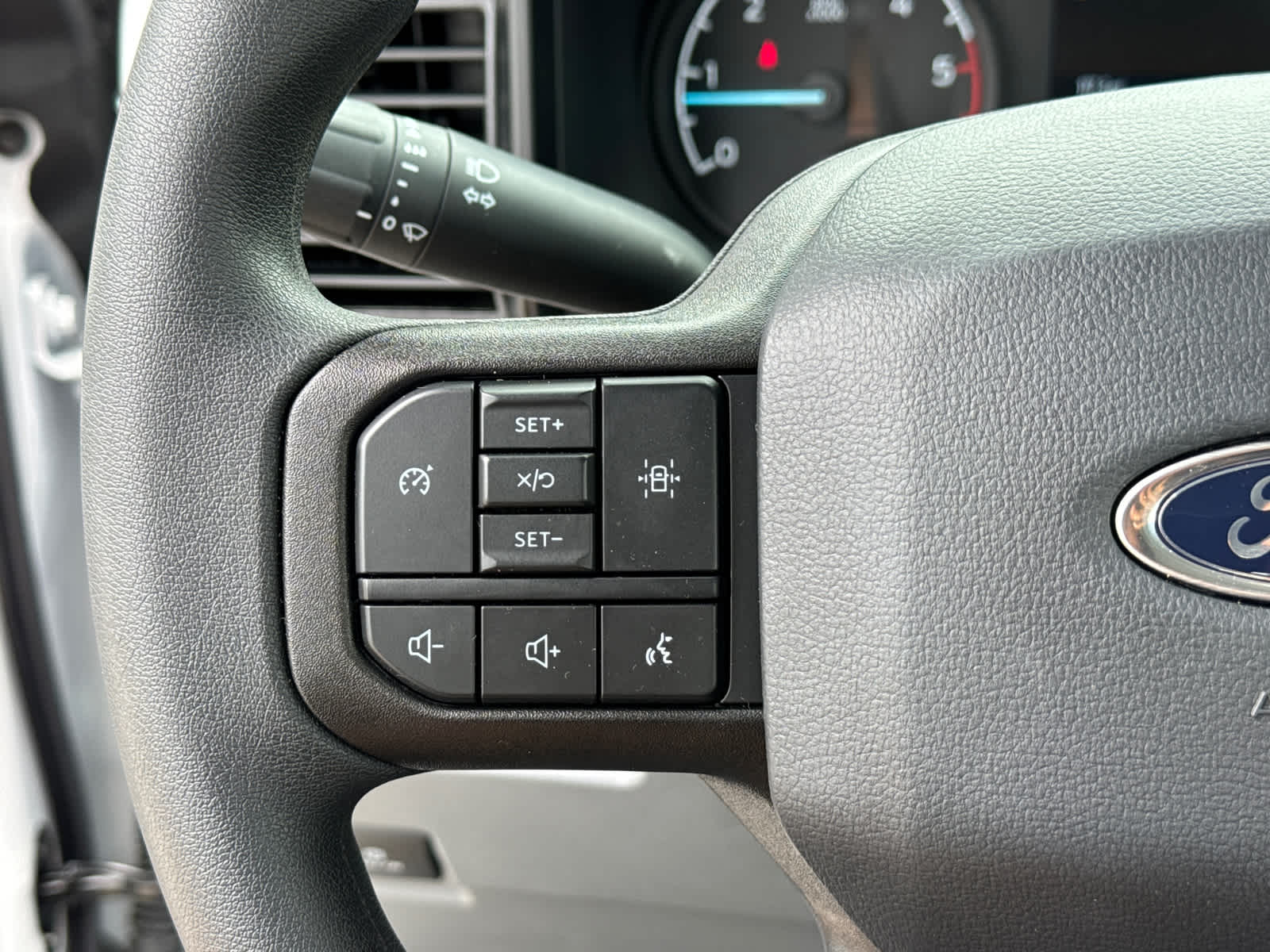 2024 Ford Super Duty F-550 DRW XL