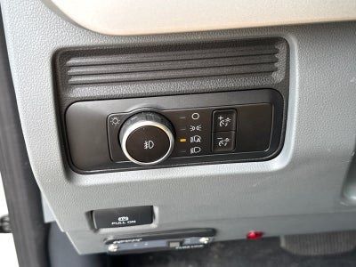 2023 Ford Super Duty F-550 DRW XL