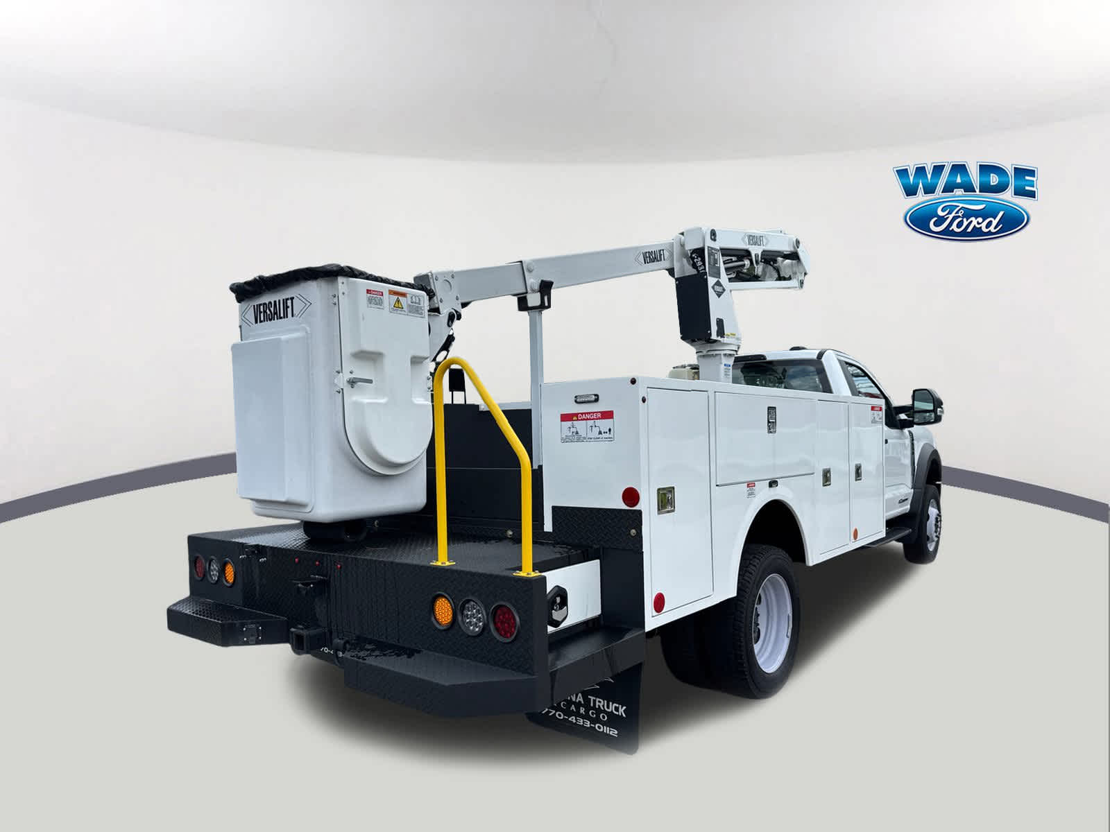 2023 Ford Super Duty F-550 DRW XL