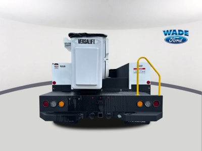 2023 Ford Super Duty F-550 DRW XL